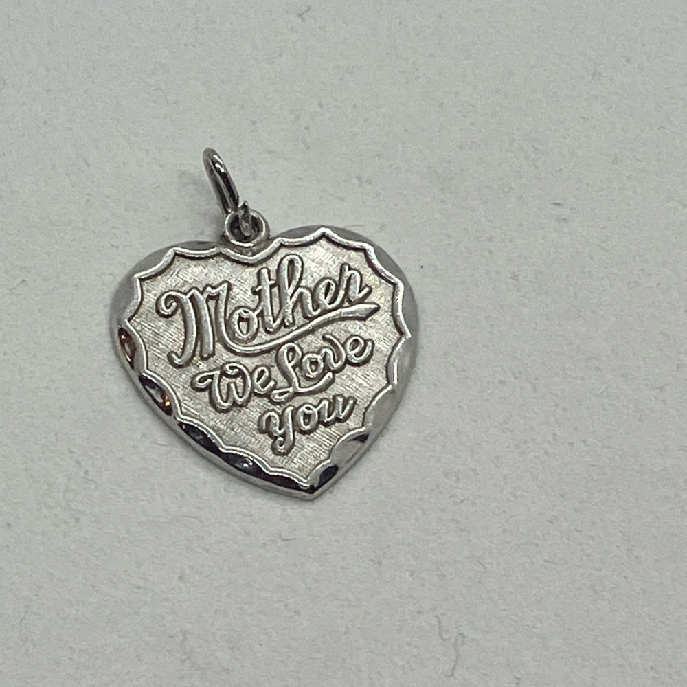 Vtg 925 Sterling Silver Mother We Love You Heart Mom Charm / Pendant